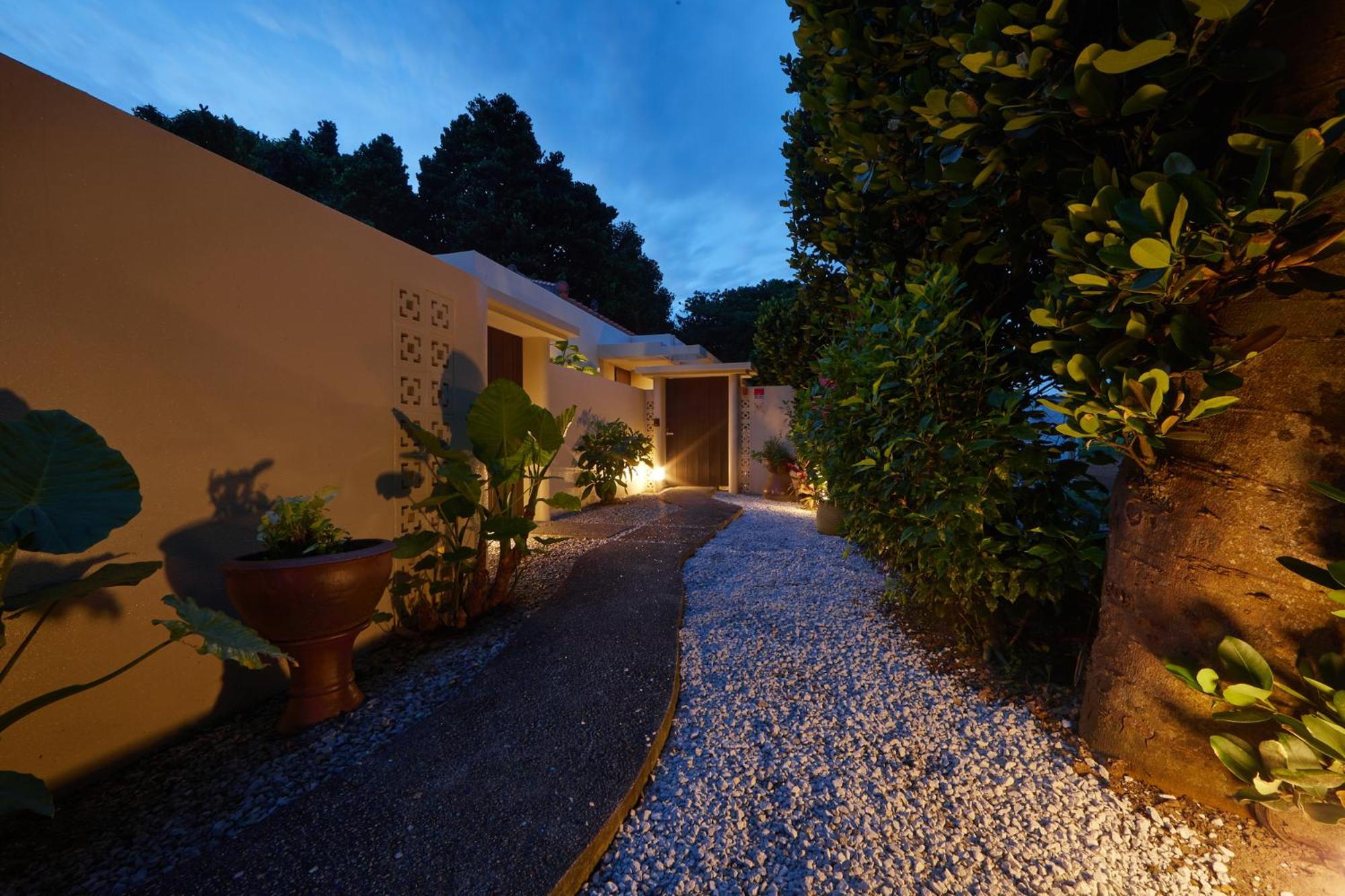 Private Villas Ryuz備瀬 Motobu Exterior photo