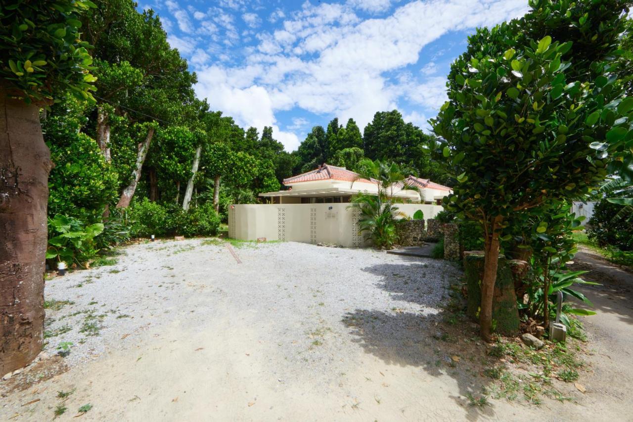 Private Villas Ryuz備瀬 Motobu Exterior photo